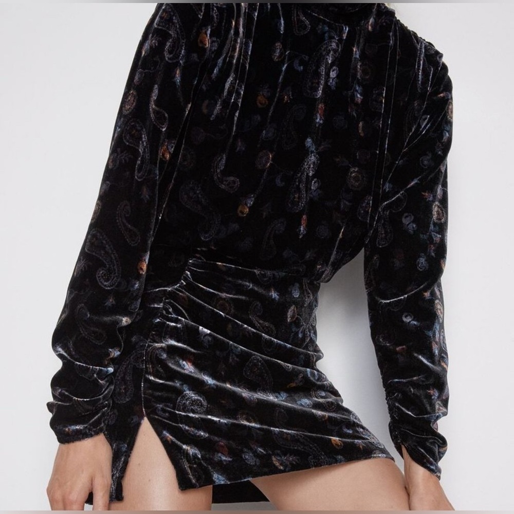ZARA PAISLEY ELVET RUCHED DRESS WITH ALIT AND OPEN BACK - Picture 4 of 11